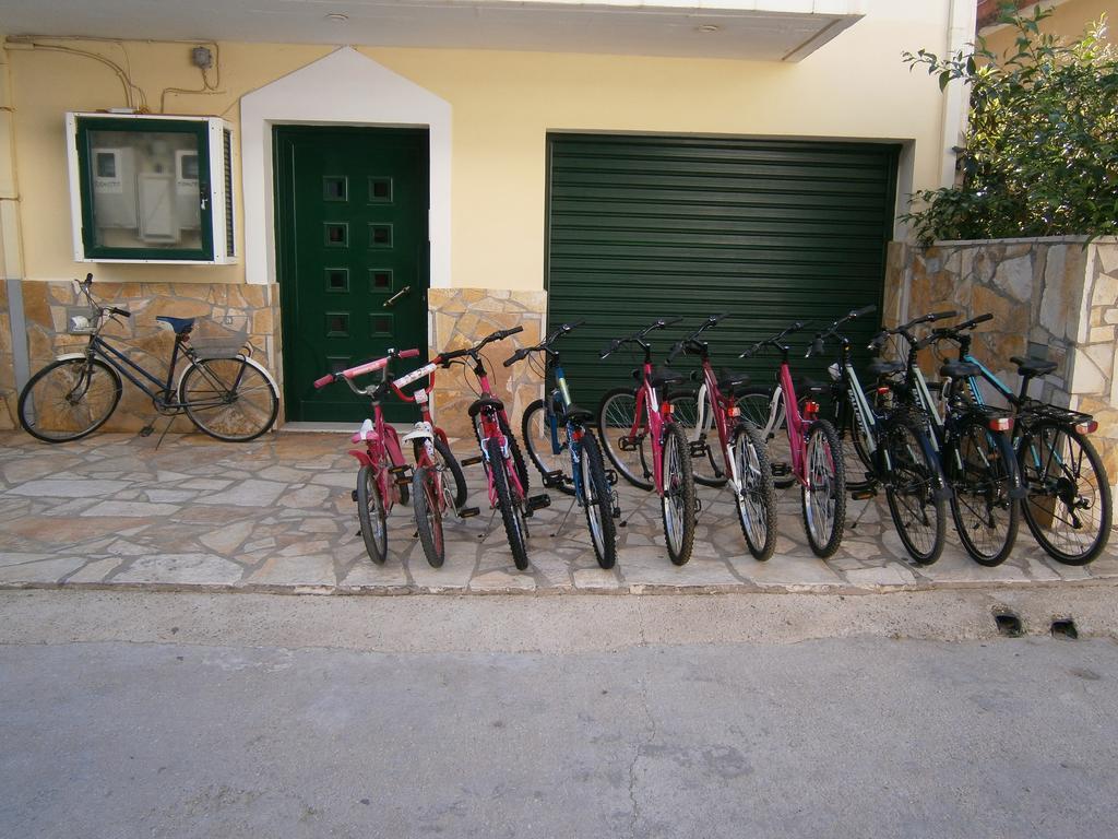 Petros Studios Poros  Exteriér fotografie
