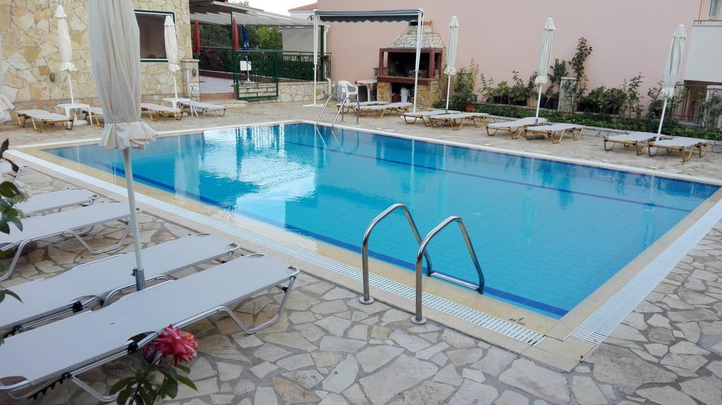 Petros Studios Poros  Exteriér fotografie