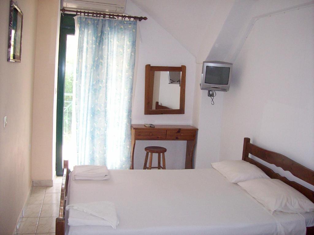 Petros Studios Poros  Pokoj fotografie