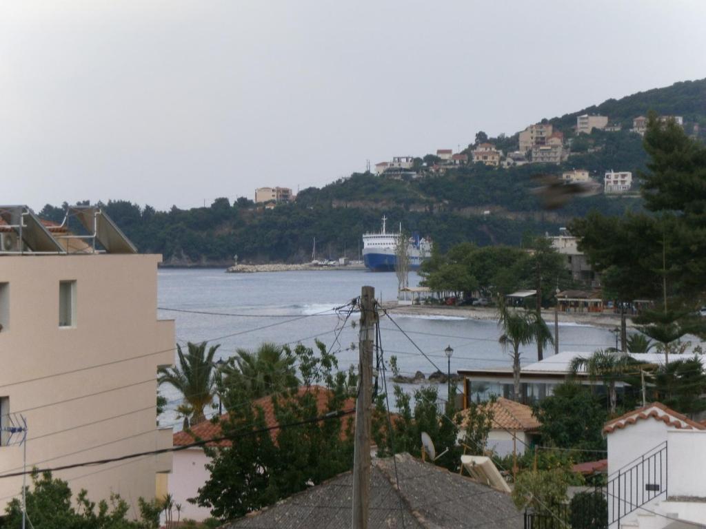 Petros Studios Poros  Exteriér fotografie