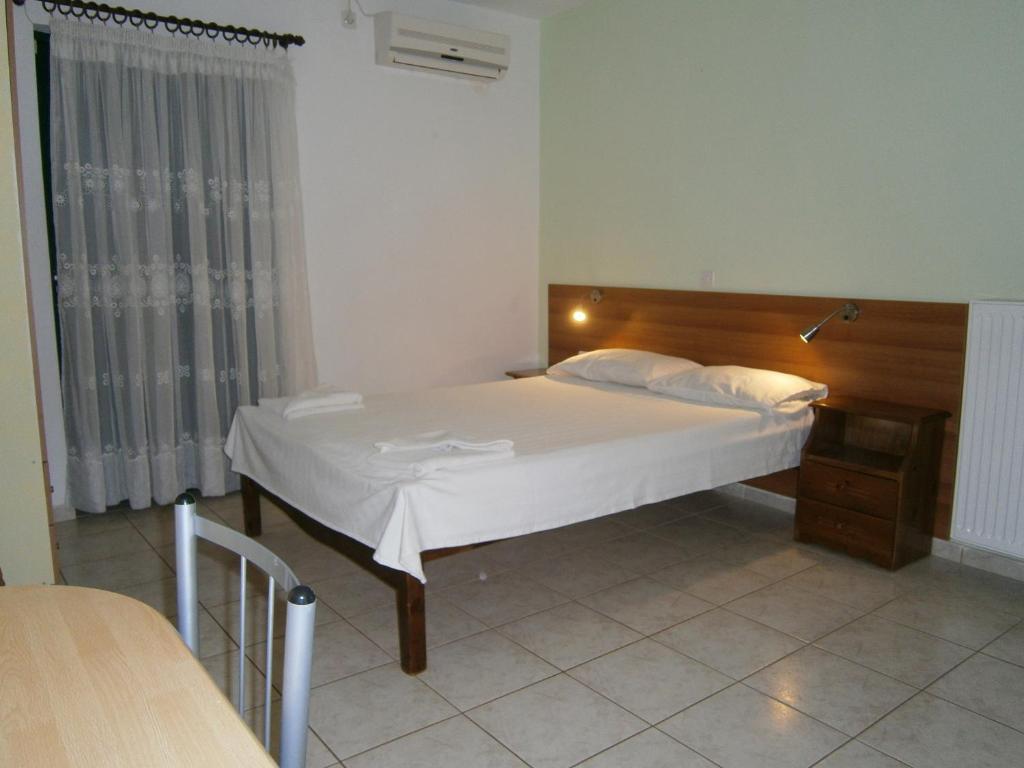 Petros Studios Poros  Pokoj fotografie