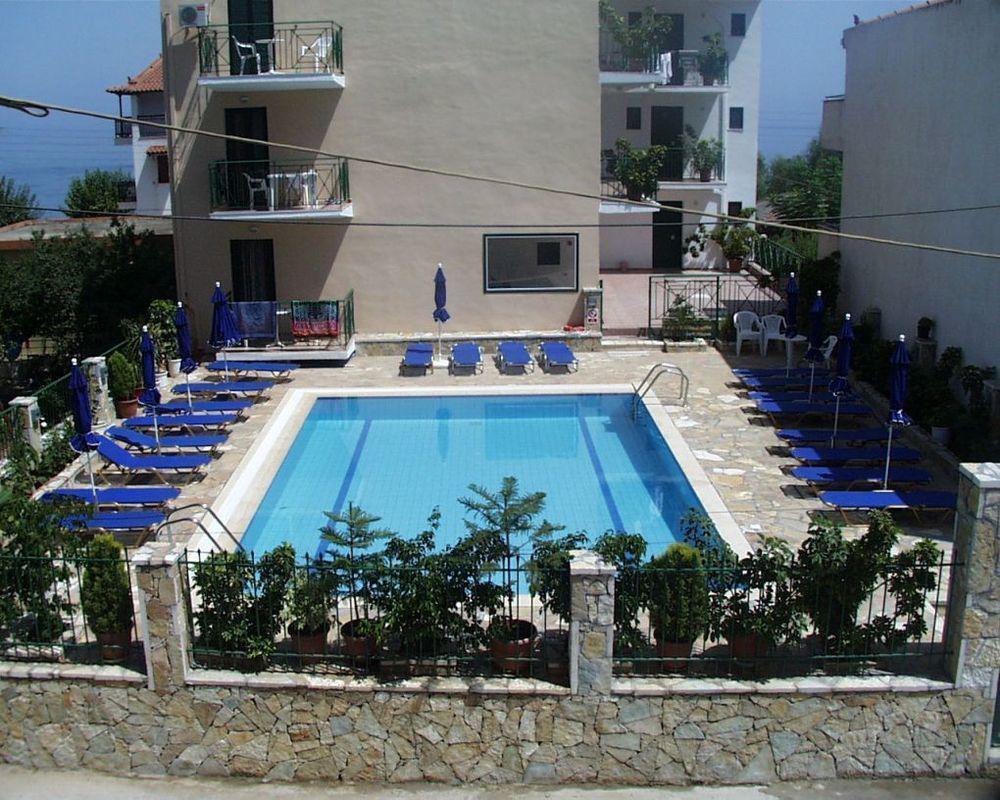Petros Studios Poros  Exteriér fotografie