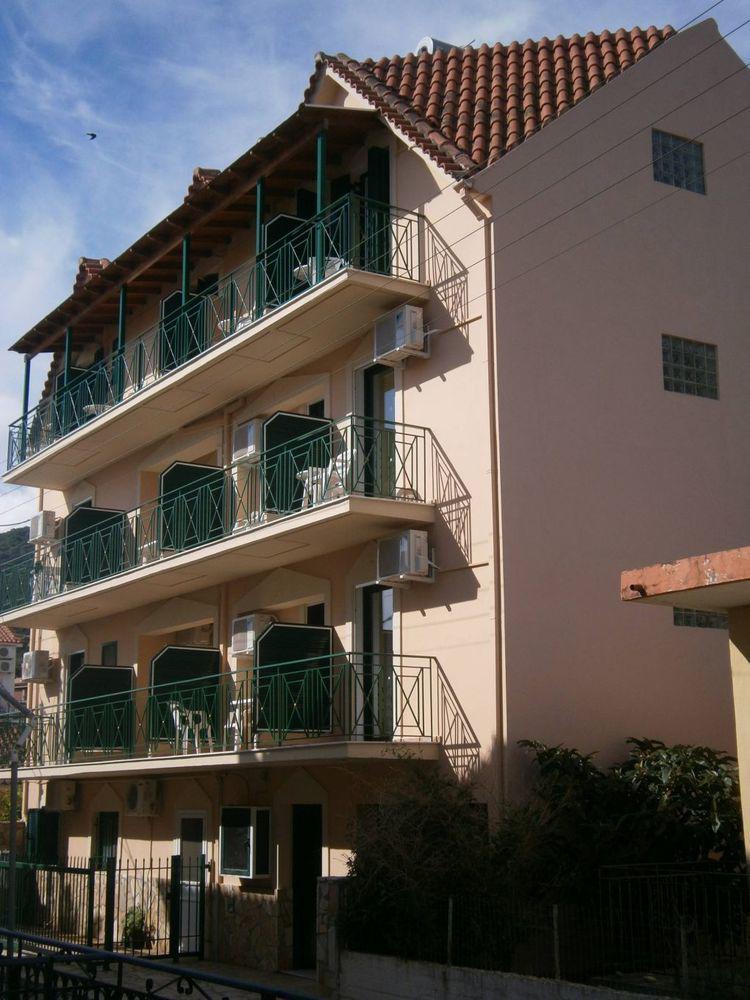 Petros Studios Poros  Exteriér fotografie