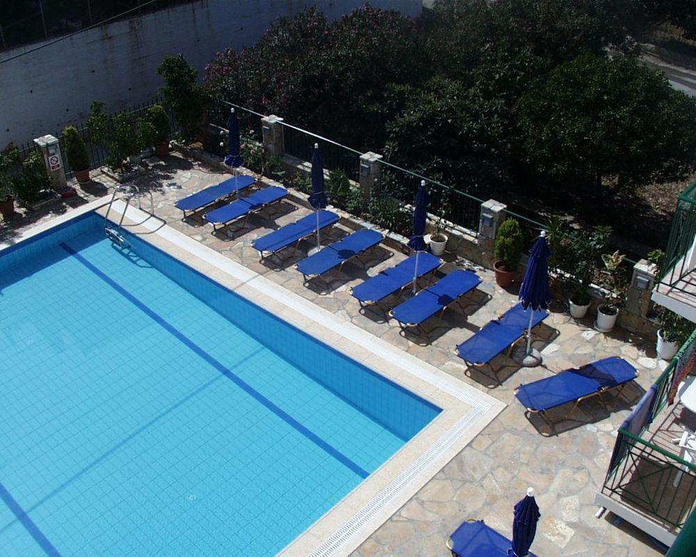 Petros Studios Poros  Exteriér fotografie